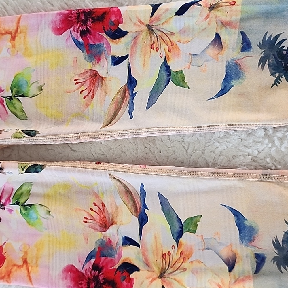 🦋🌸💮🪷🏵As Seen On Jlo Vintage NiyamaSol Leggings✨️🪷🏵🌺 XS - Picture 3 of 13